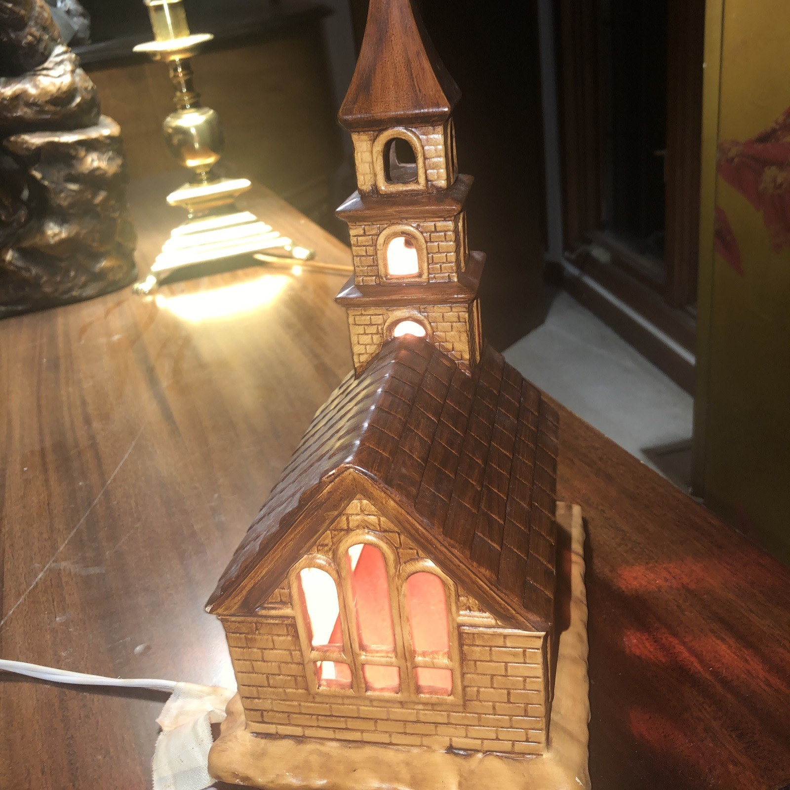 1979 Vintage Ceramic Porcelain Christmas village Church that lights up.
