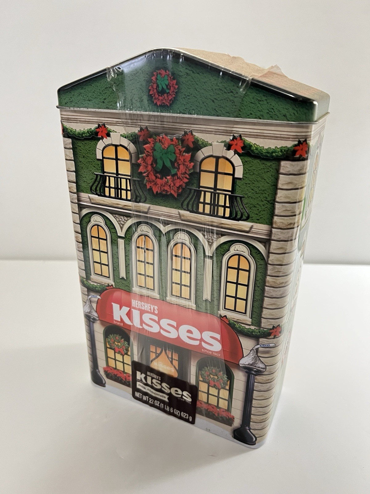 2015 Hershey’s Kisses Store House Cookie Biscuit Tin Christmas Village Unopened