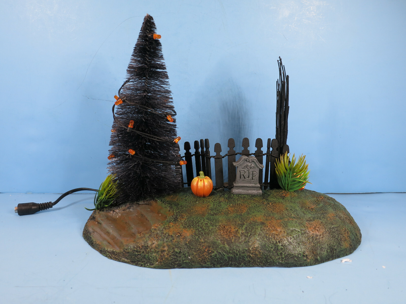 Dept 56-Fright Night Lit Base Lit Scene-Halloween Village Accessories-NIB