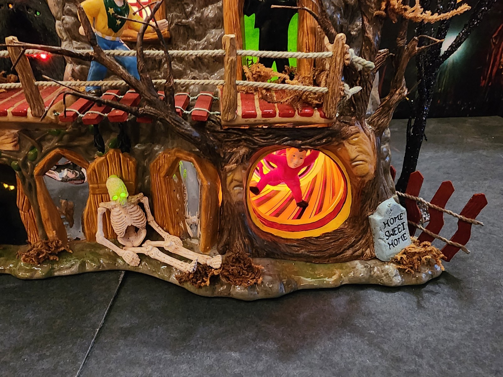 Dept 56 Haunted Fun House Gift Set #55094