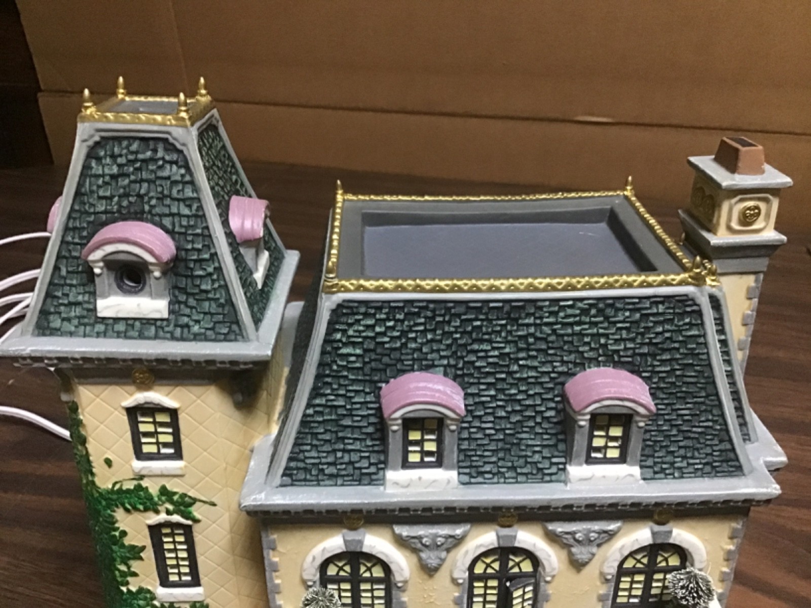 Dept 56 Literary Classics #58939 The Great Gatsby West Egg Mansion 1999 EUC