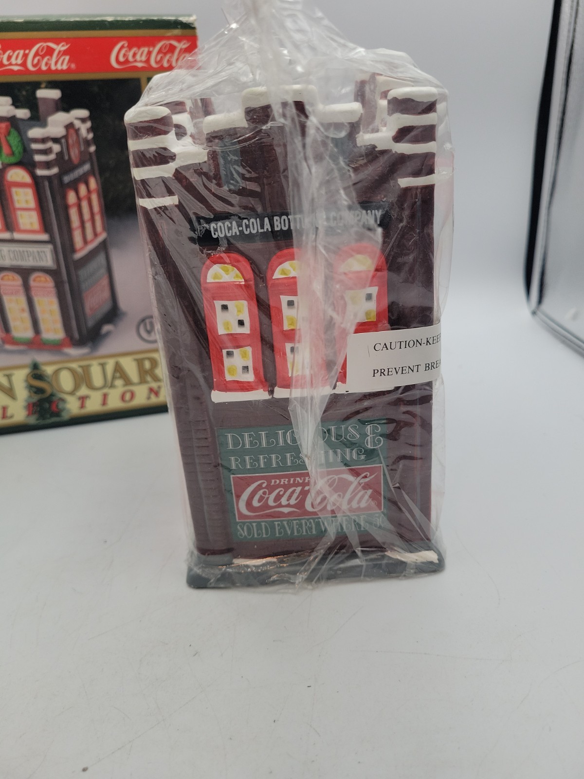 Coca-Cola 1995 Town Square Collection Xmas Village Lighted Bottling Company New