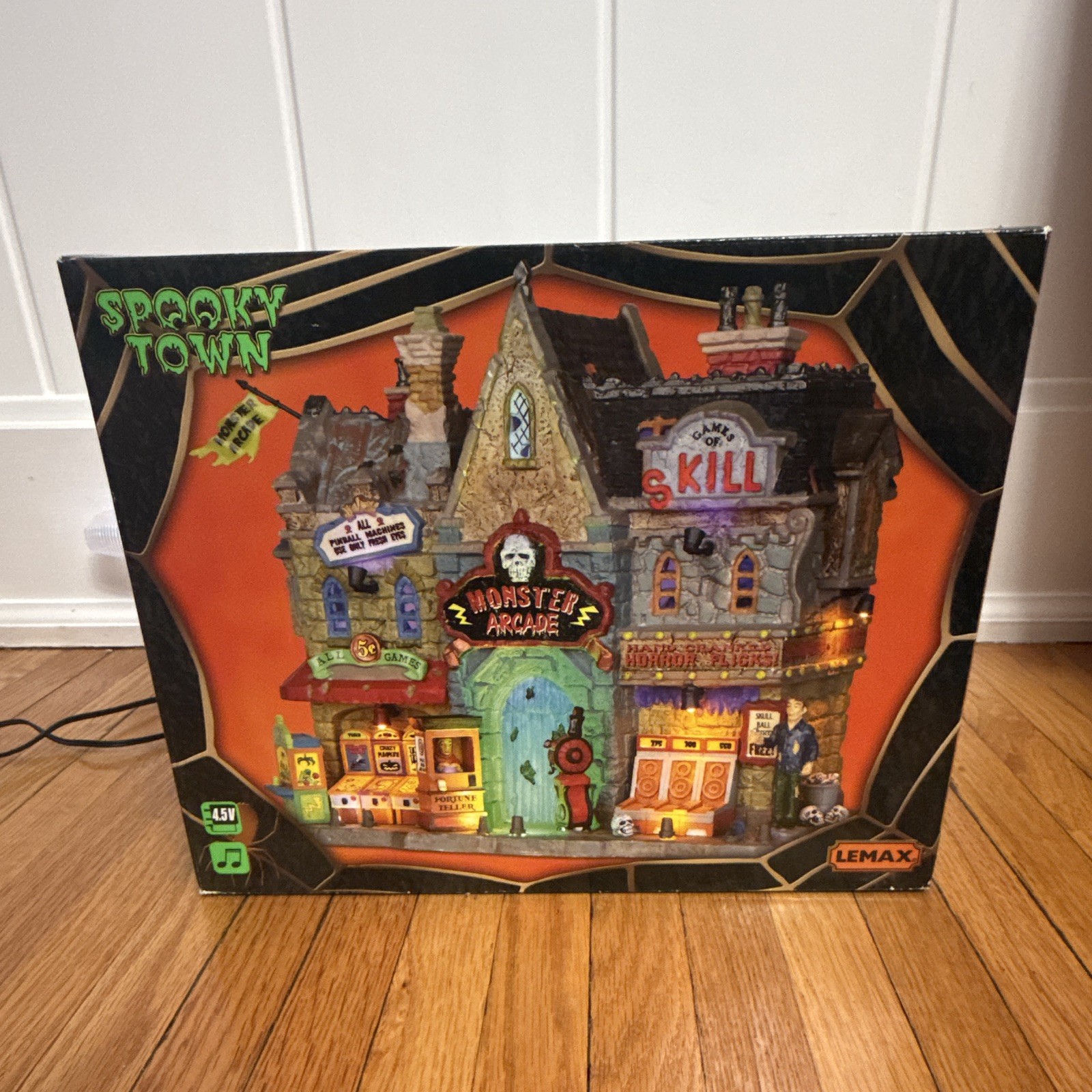 Lemax Spooky Town Monster Arcade Illuminated Painted Resin House, Halloween