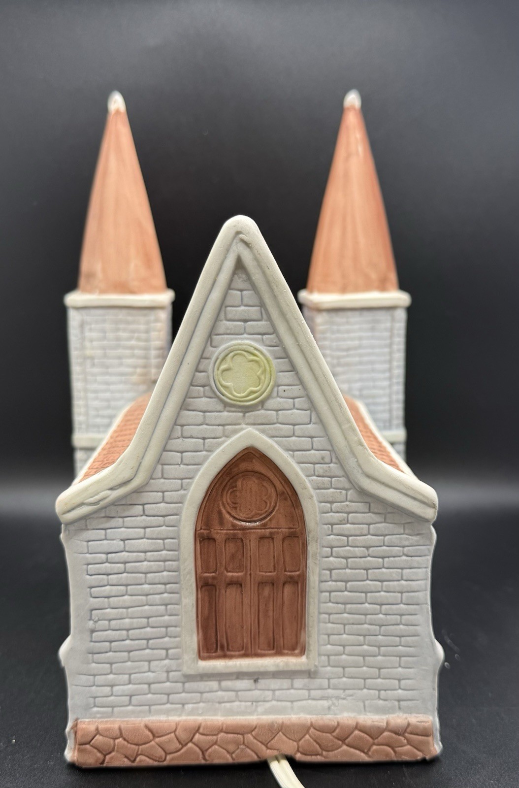 1991 Dickens of London Porcelain St. James Church Illuminated Christmas