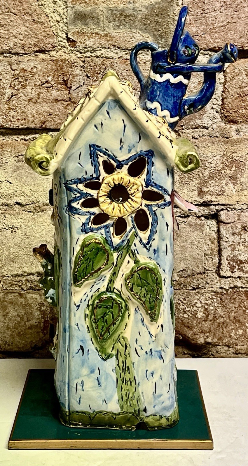 2001 Blue Sky Claywork Water Pitcher Roof House Heather Goldminc w/ Trivet Base