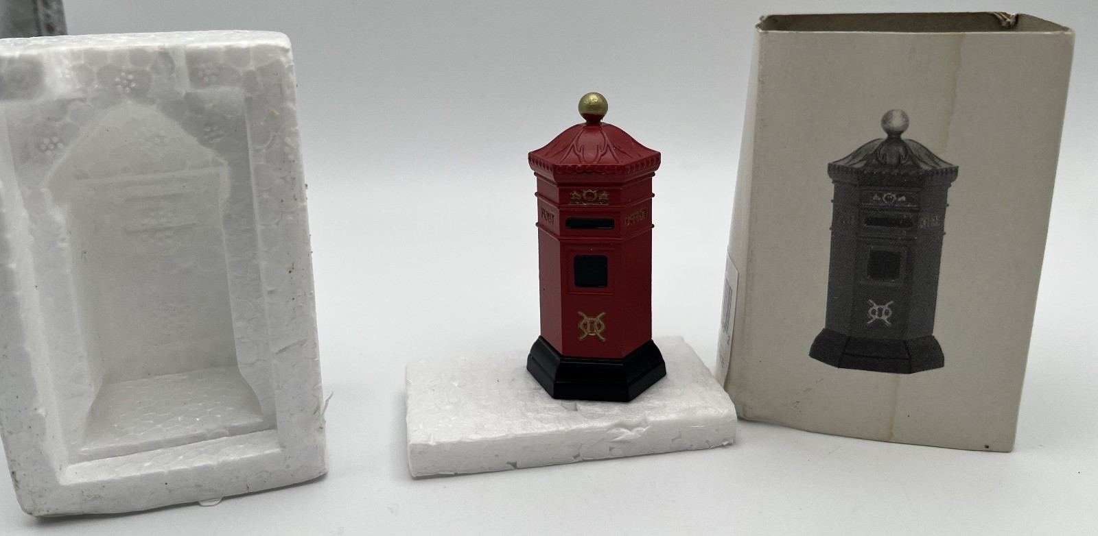 Department 56 English Post Box Heritage Village Retired Accessories #58050