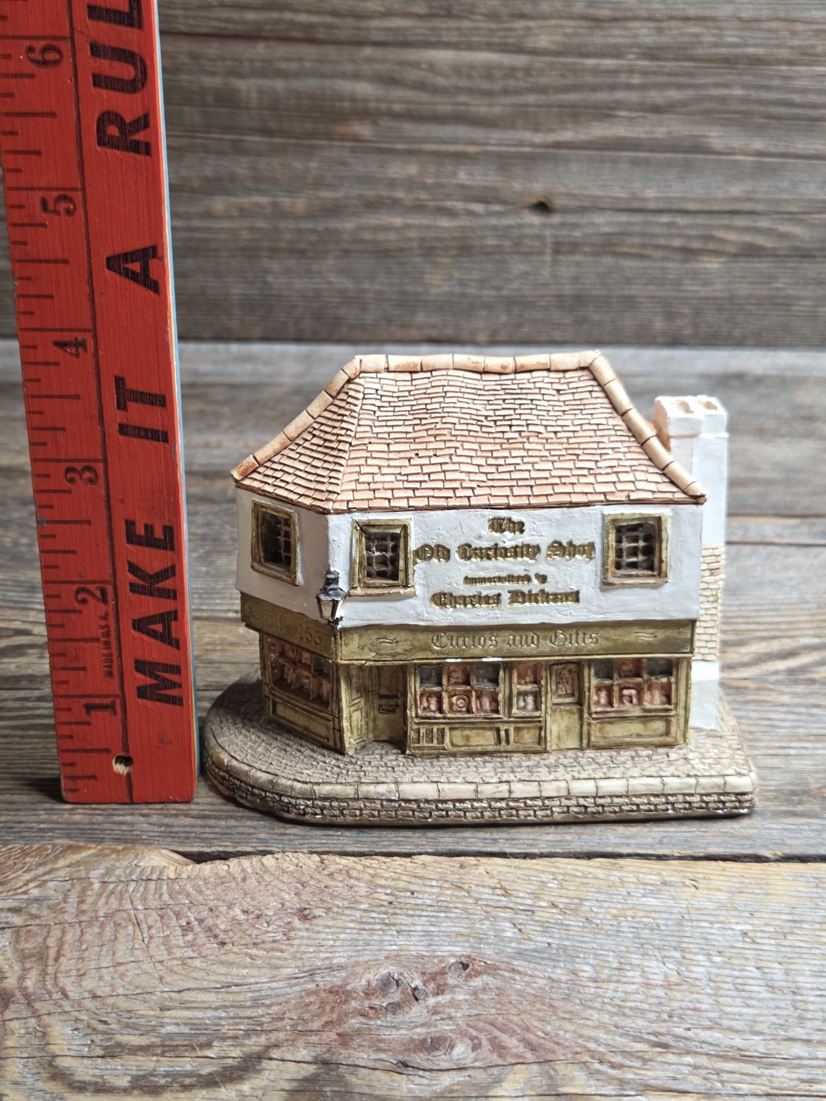 Lilliput Lane “Old Curiosity Shop” Charles Dickens 1985 Signed Unboxed
