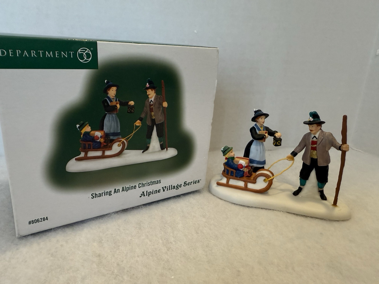 Dept 56 2008 Alpine Village Sharing An Alpine Christmas 806284 MIB