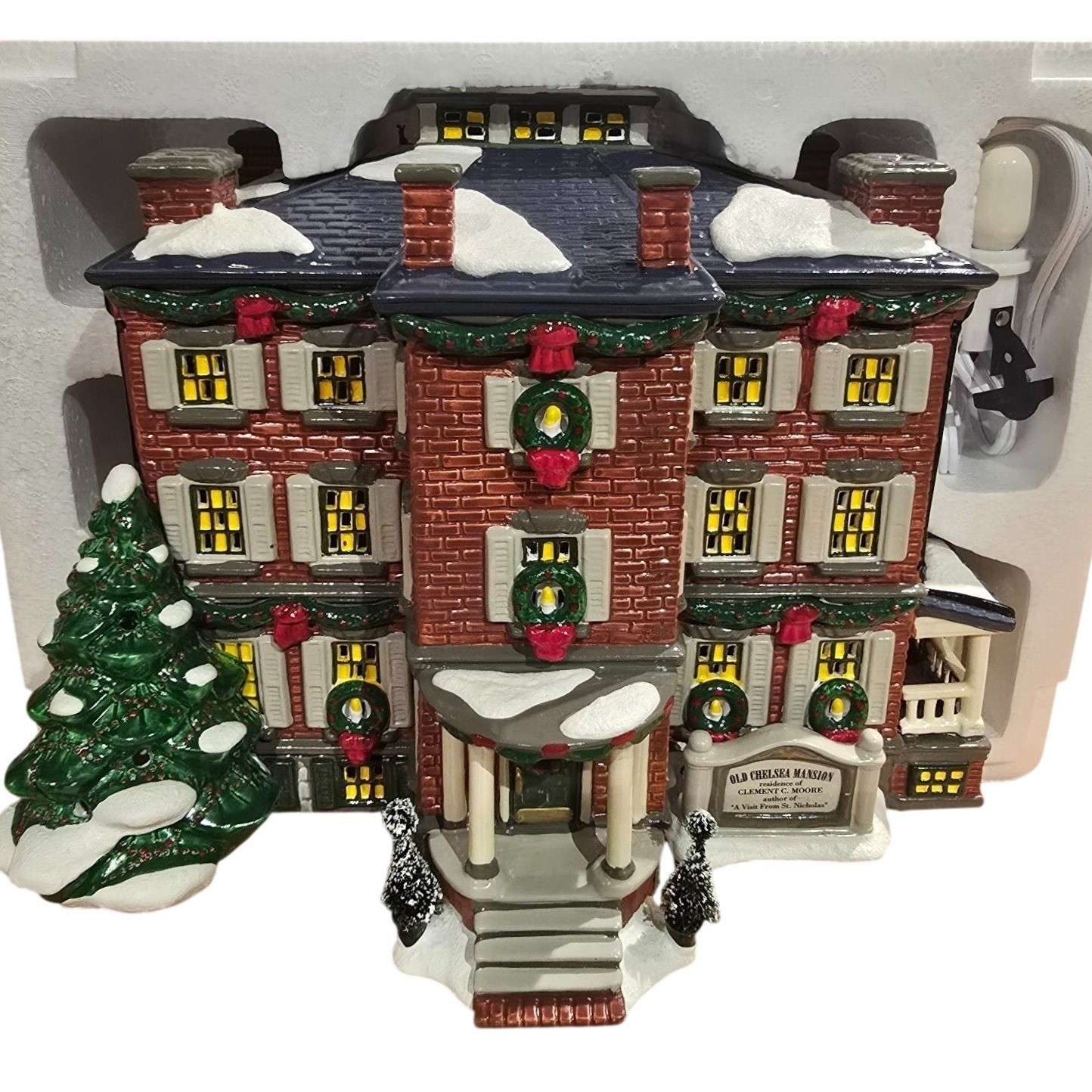 Department 56 Snow Village OLD CHELSEA MANSION With Book Retired 54903