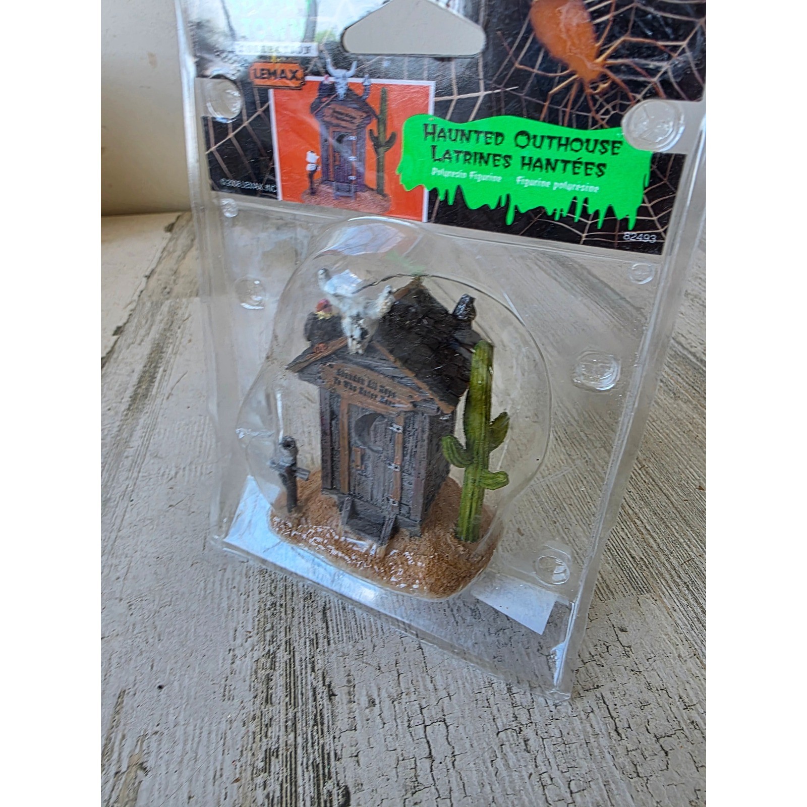 Lemax haunted outhouse Halloween village cactus skull 82493