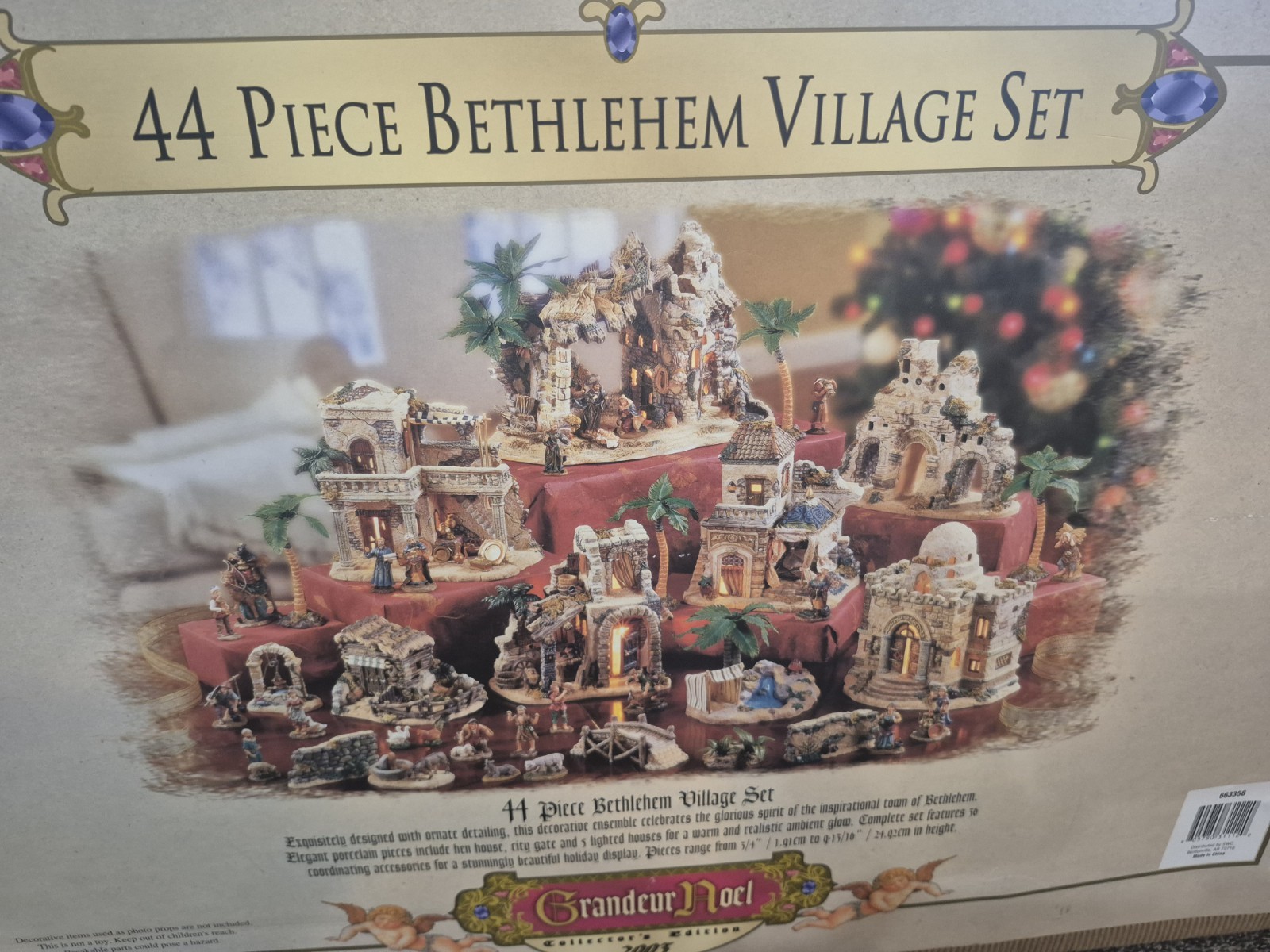 2003 GRANDEUR NOEL 44 PIECE BETHLEHEM VILLAGE SET