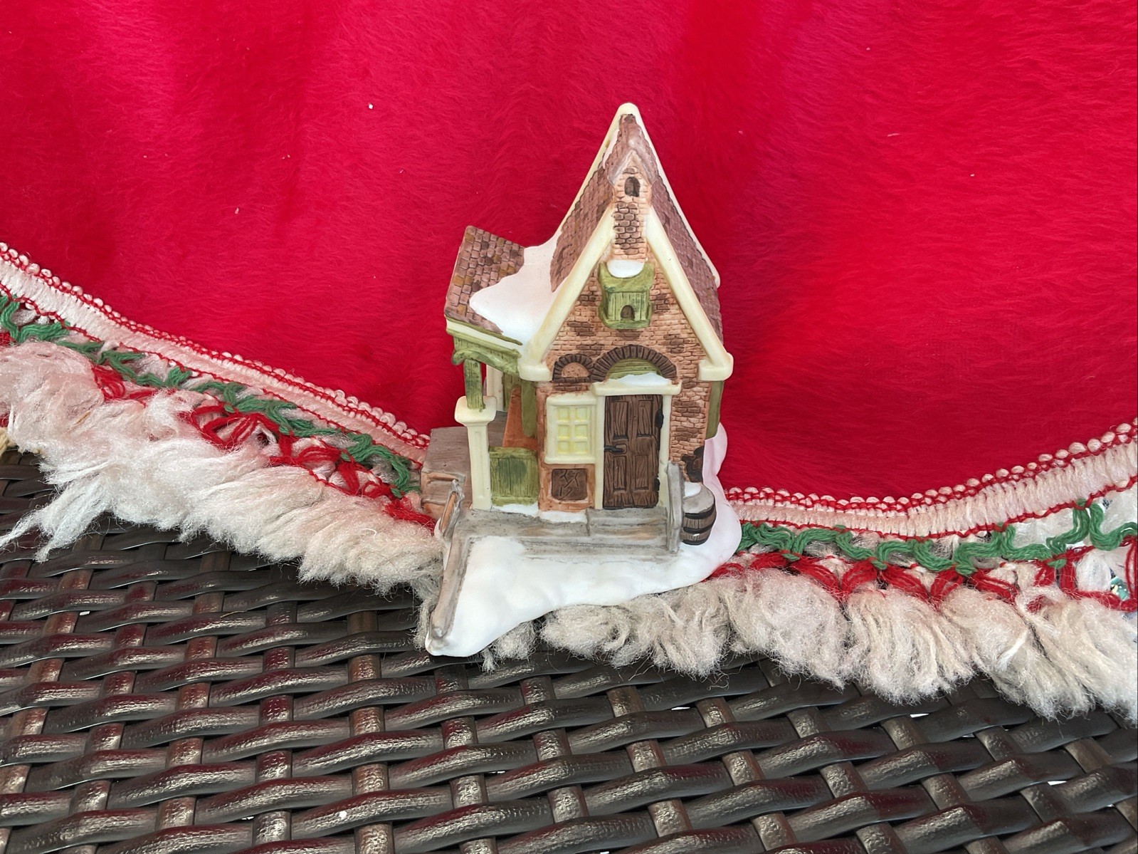 Dept 56 Heritage Village Collection Childe Pond (NO SKATERS)