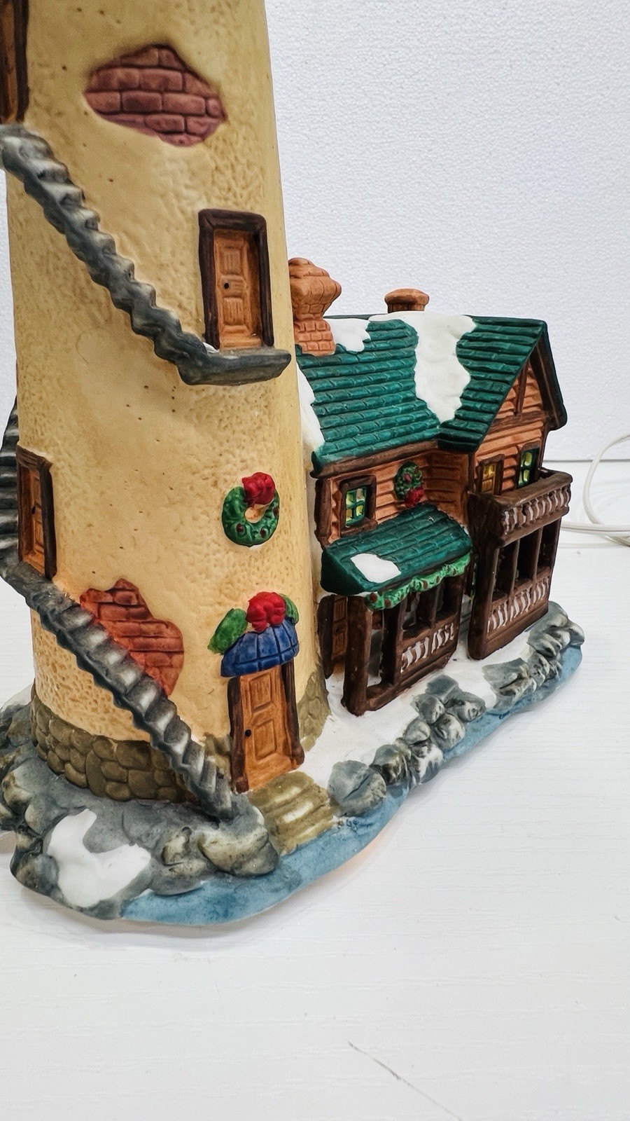 Dickens Collectibles “Victorian Series Lighthouse” With Original Box Excellent !