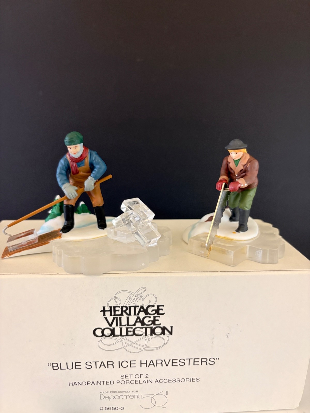 Blue Star Ice Harvesters New England Village Department 56 #56502 NIB