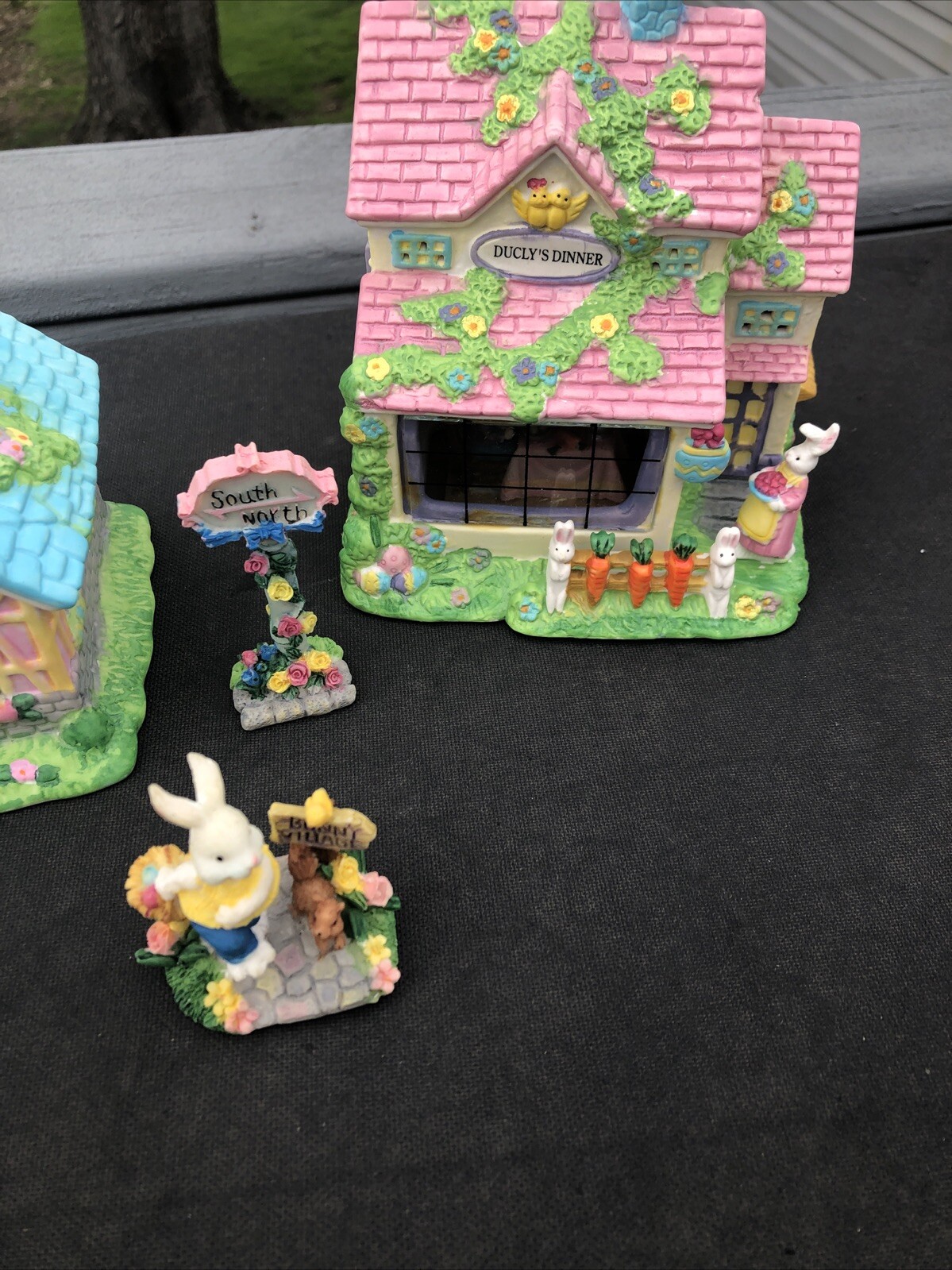 VTG Easter Village Town House Ceramic Building & Box 10 Piece Bunny No Cords