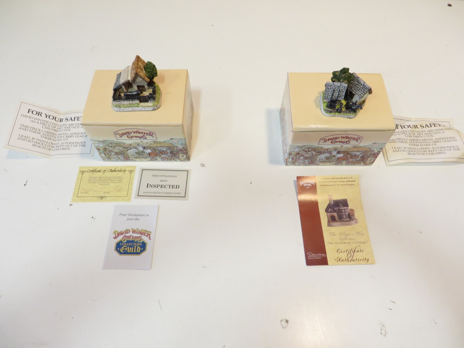 LOT: 2 David Winter “Shire Donkey Shed” & “Shires Buckingham Bull Shed” w/COA’s