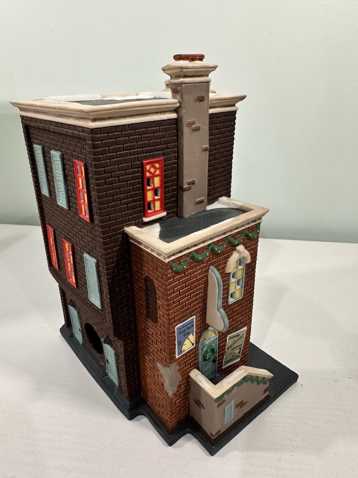 Department 56 Christmas In The City – Lot Of 4 Buildings With Boxes