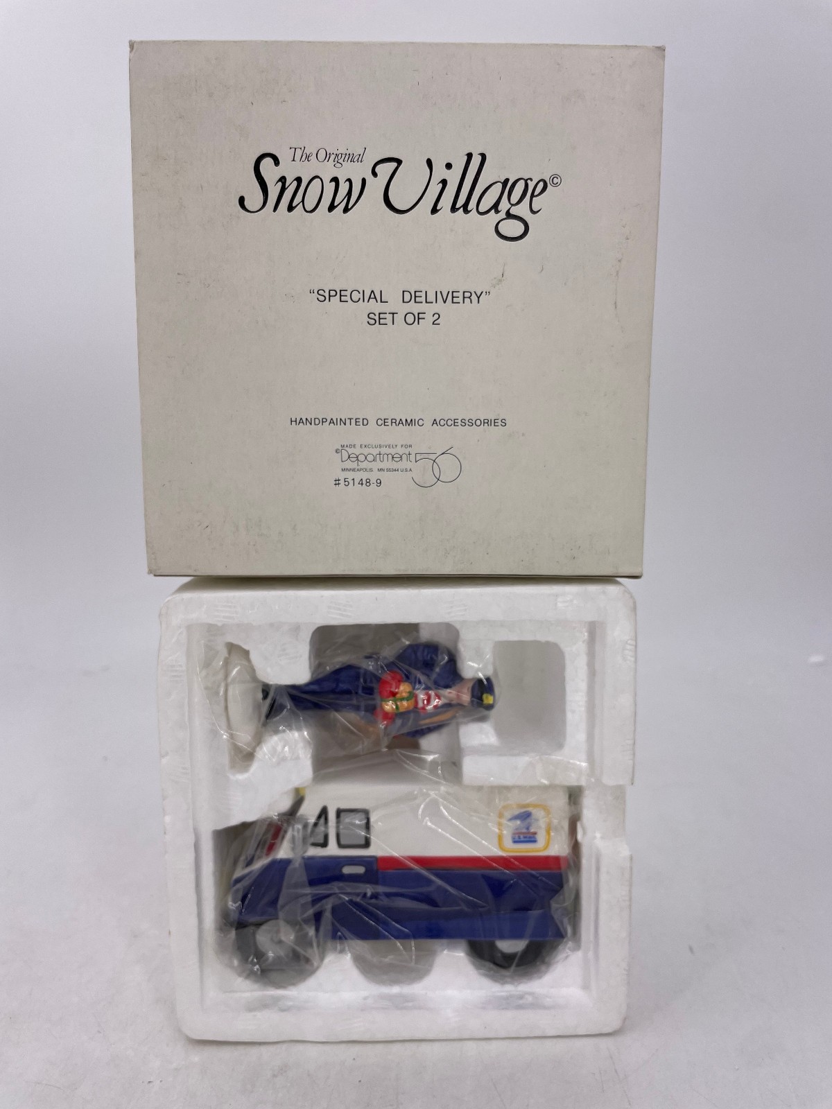 Department 56-Snow Village – Special Delivery 4.5″ (USPS Postman & Truck) 51489