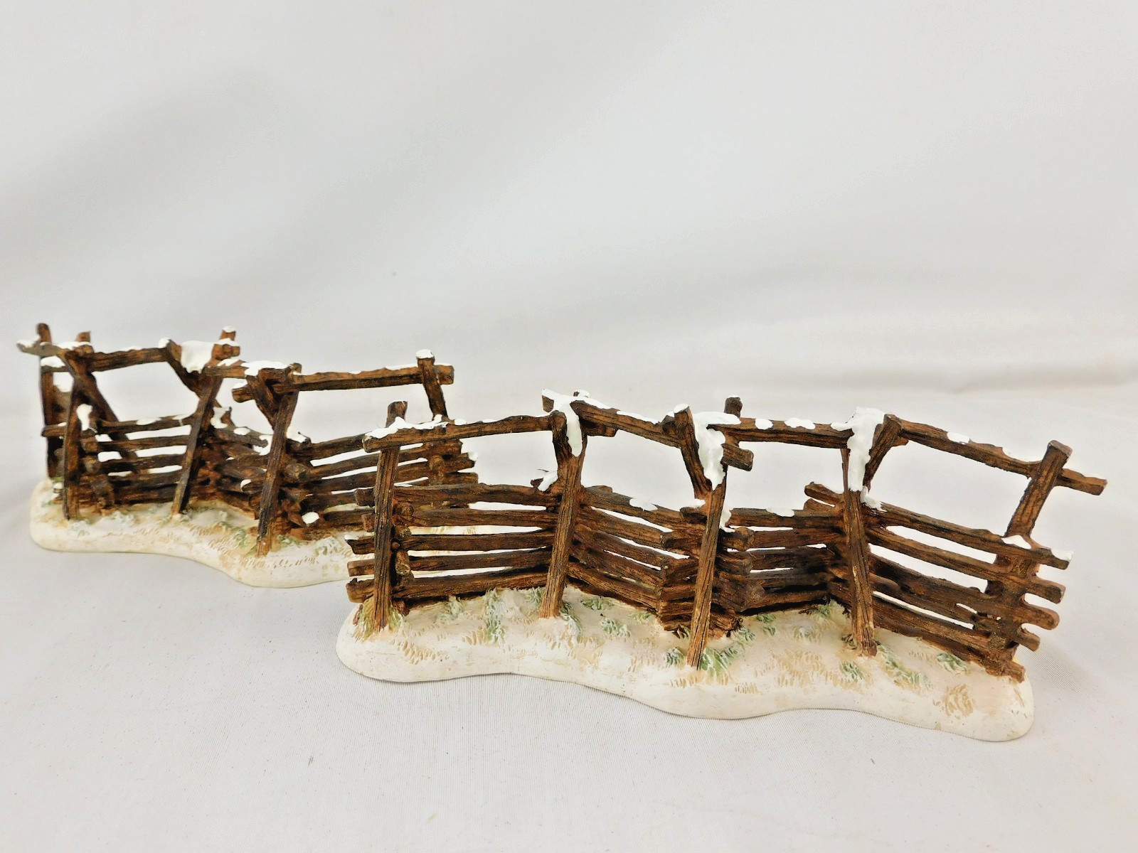 Dept 56 Split Rail Corral Fences For Christmas Village 2 Pieces Wood & Resin 5″L