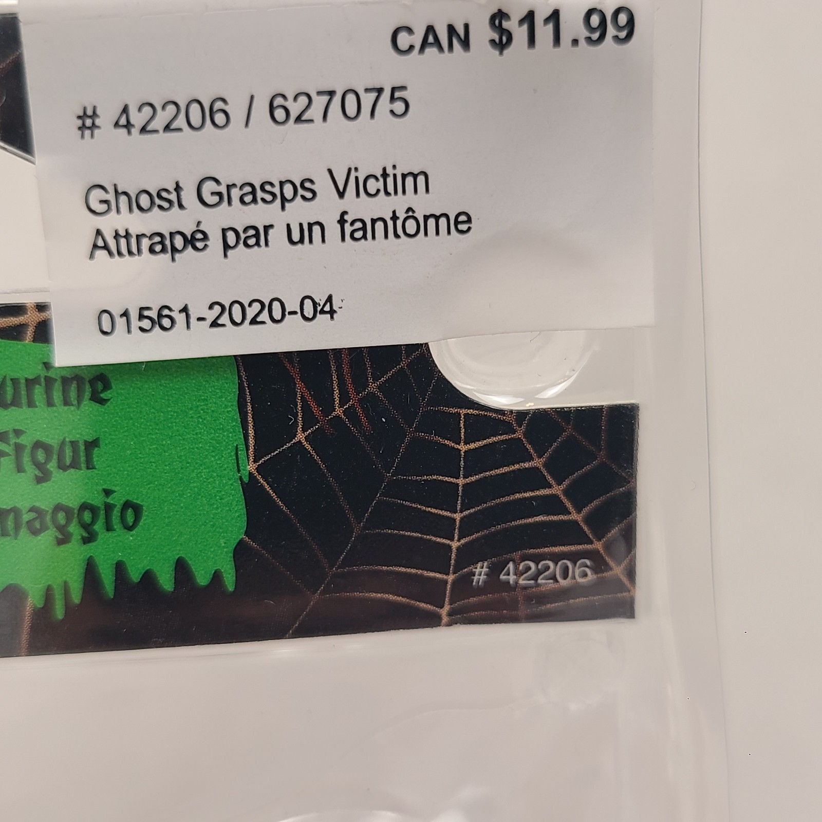 Lemax Spooky Town Ghost Grasps Victim Figurine 42206 Halloween Decor Figure 2014