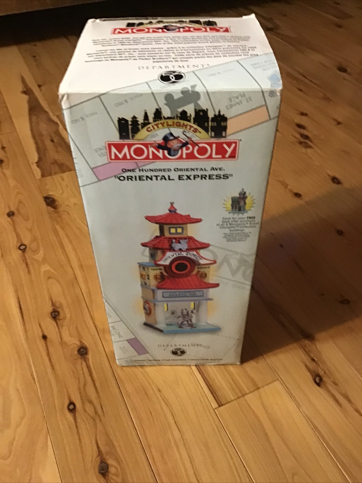 Dept 56 Monopoly Oriental Express 100 Oriental Ave Building #13601 Box Damage