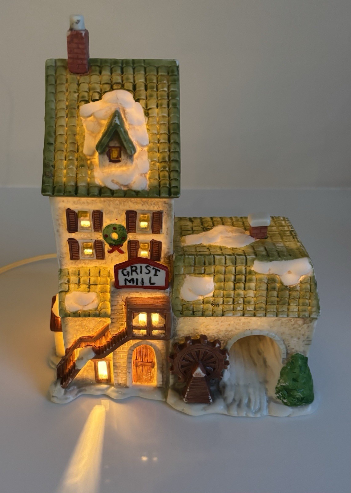 Swiss Village Grist Mill EPI International Lighted Christmas 1990