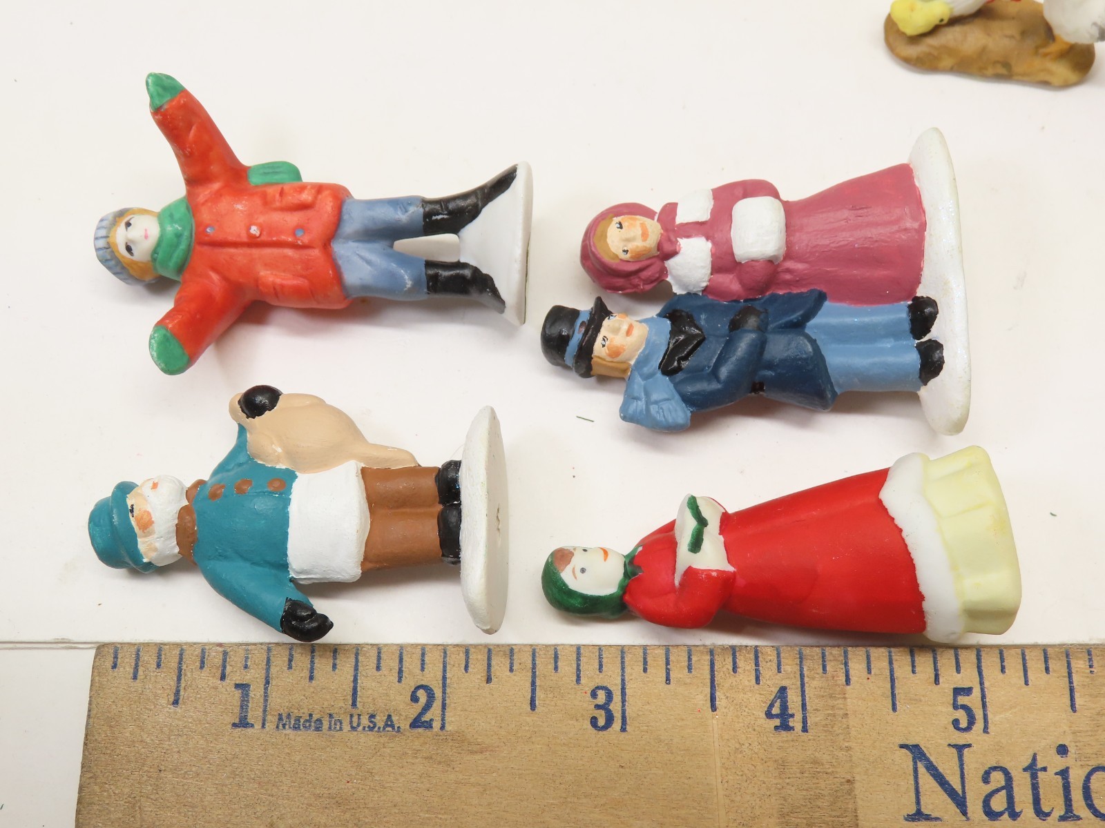 Figurines Christmas Village Accessories Animals Farm Horse + Ceramic Lot D4877
