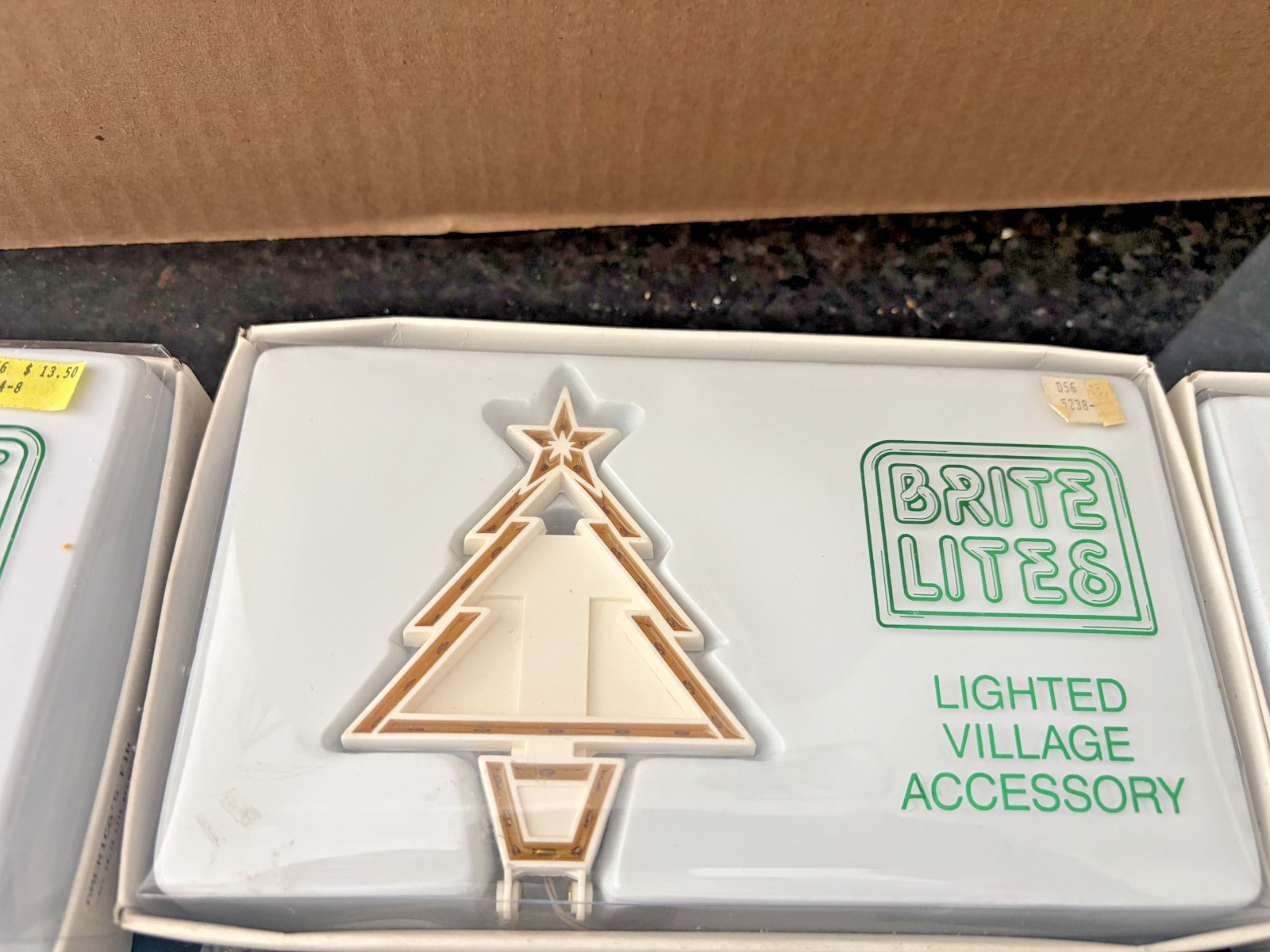 Lot of 5 Brite Lites Lighted Village Accessories NOS Christmas NIB Ceramic