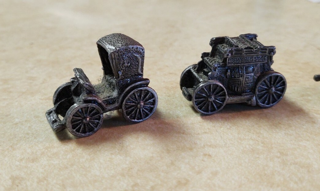 Ceramic Village 23 Carriages And Peoples Pewter IRS Figurines Miniatures