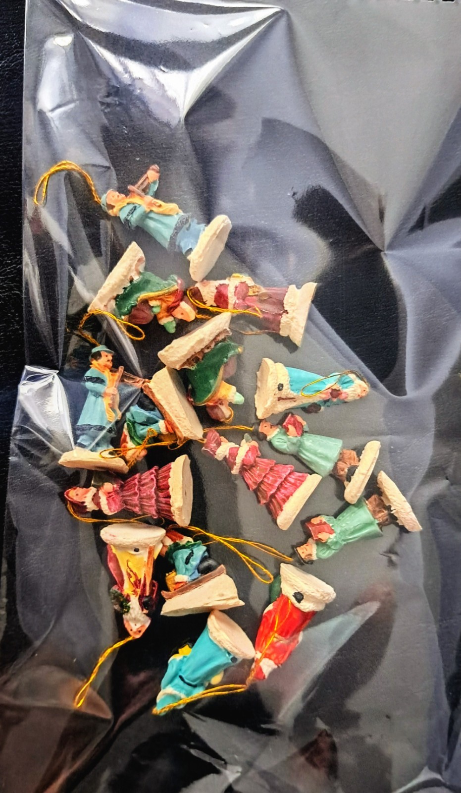 Lot Of 15 Vintage Cobblestone Corners Christmas Village Accessories Figurine’s