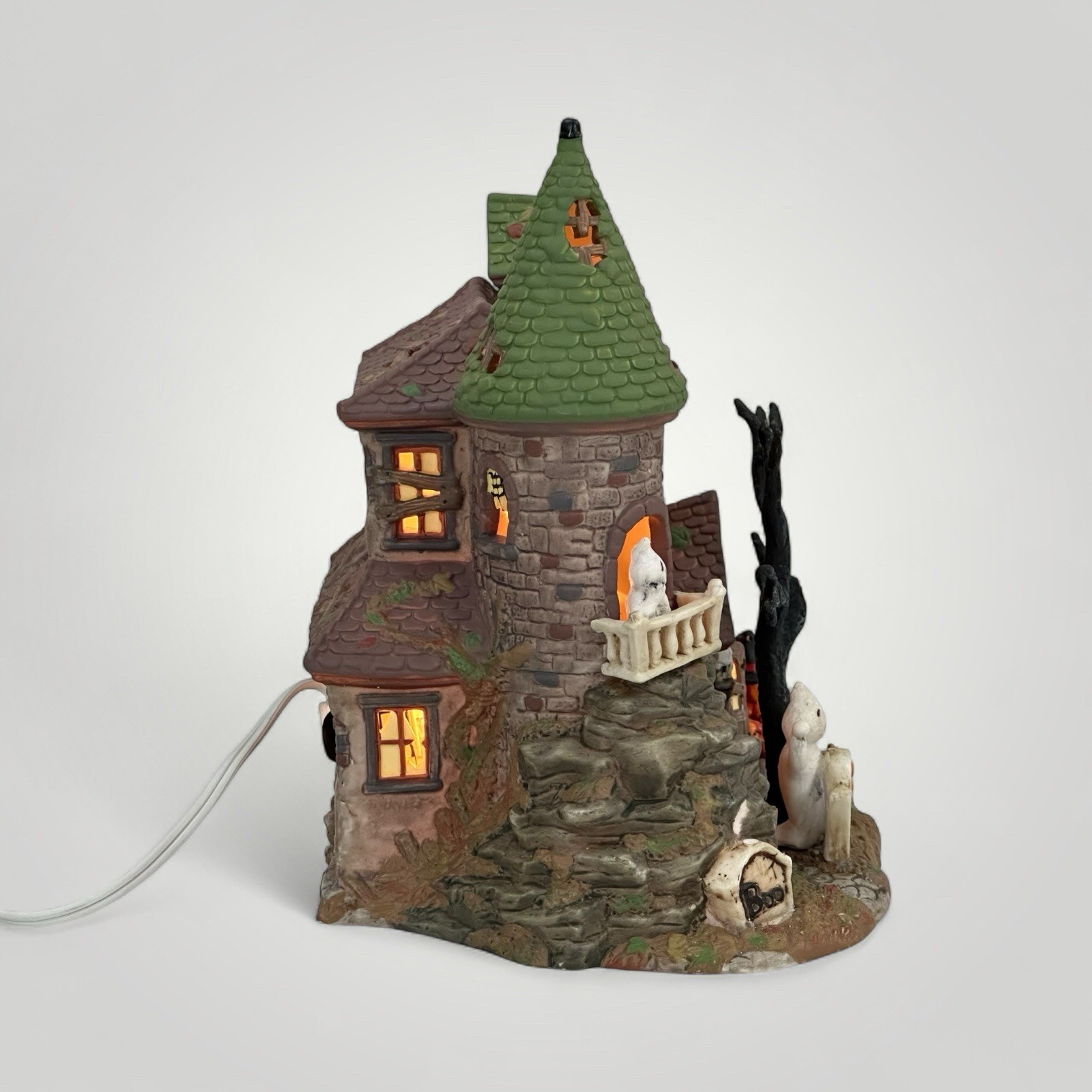 VTG O’Well Halloween Village Complete Set 2 Lighted Houses 6 Figures Box