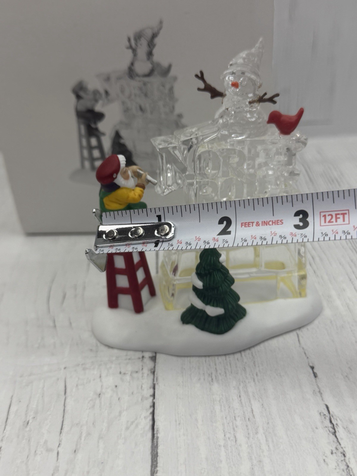 Dept 56 North Pole A Busy Elf 56366 Figurine Original Box & Sleeve