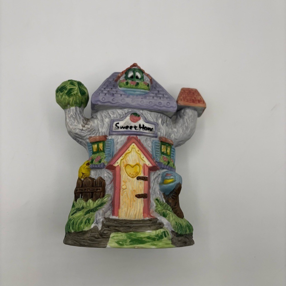 Vintage Easter Jubilee Porcelain Sweet Home Bunny House Village Spring 6 1/2″