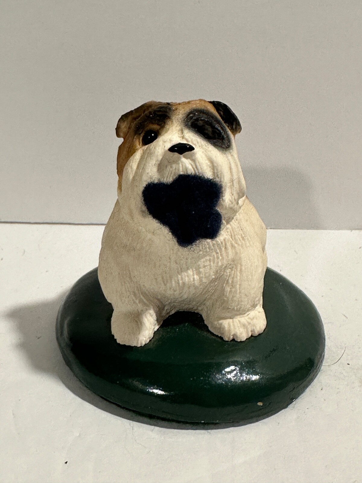 VTG Byers Choice Postman’s Bull Dog w/Ripped Pant Piece 2002 READ