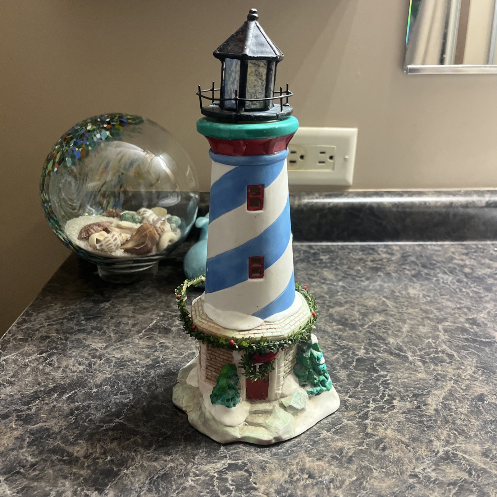 Vintage Christmas Winter Light House Night Light Seasonal Specialties Co. 1998