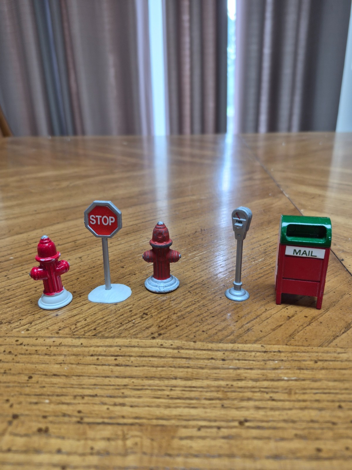 Set of 9 Accessories Exclusive for Lemax Dickensville Villages