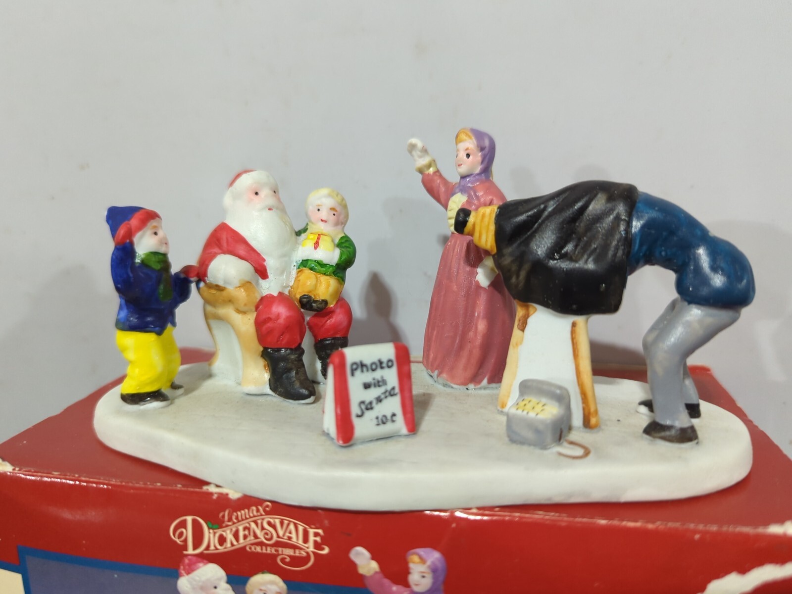 Lemax “Photo with Santa” Dickensvale 1994 Christmas Porcelain Figurine