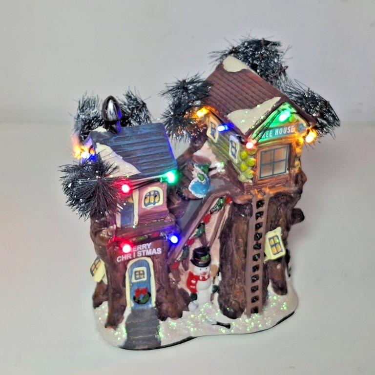 Crosslight Christmas Village Tree House ~ Uses batteries, 7″ Tall