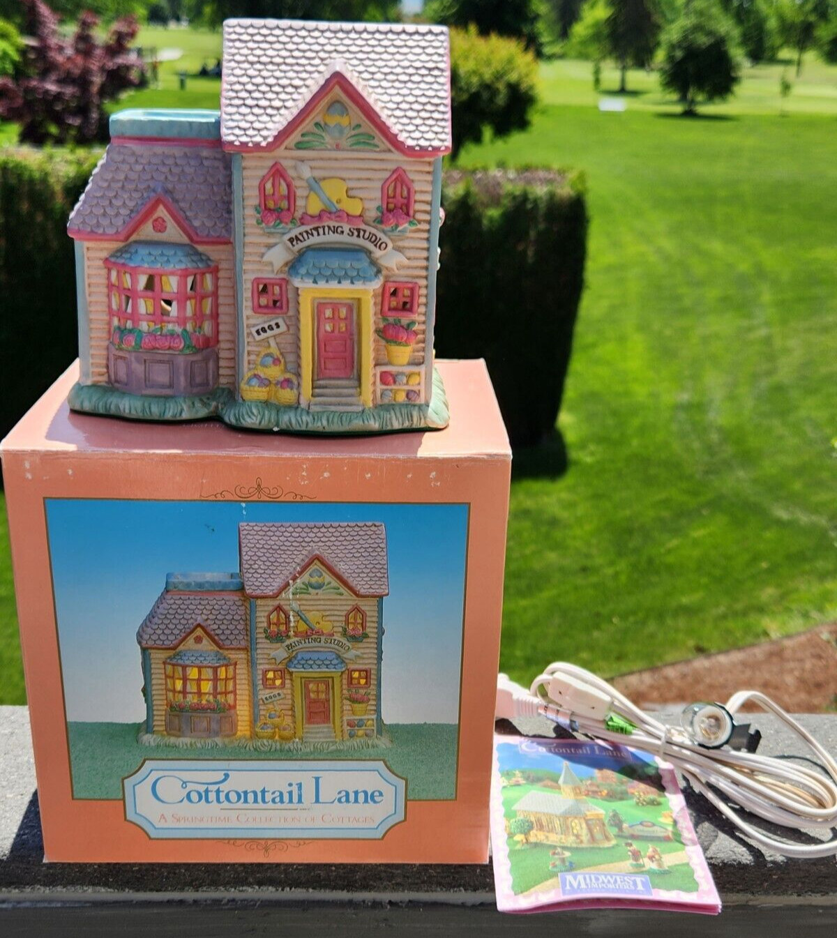 Midwest of Cannon Falls Cottontail Lane Lighted Painting Studio with Light & Box