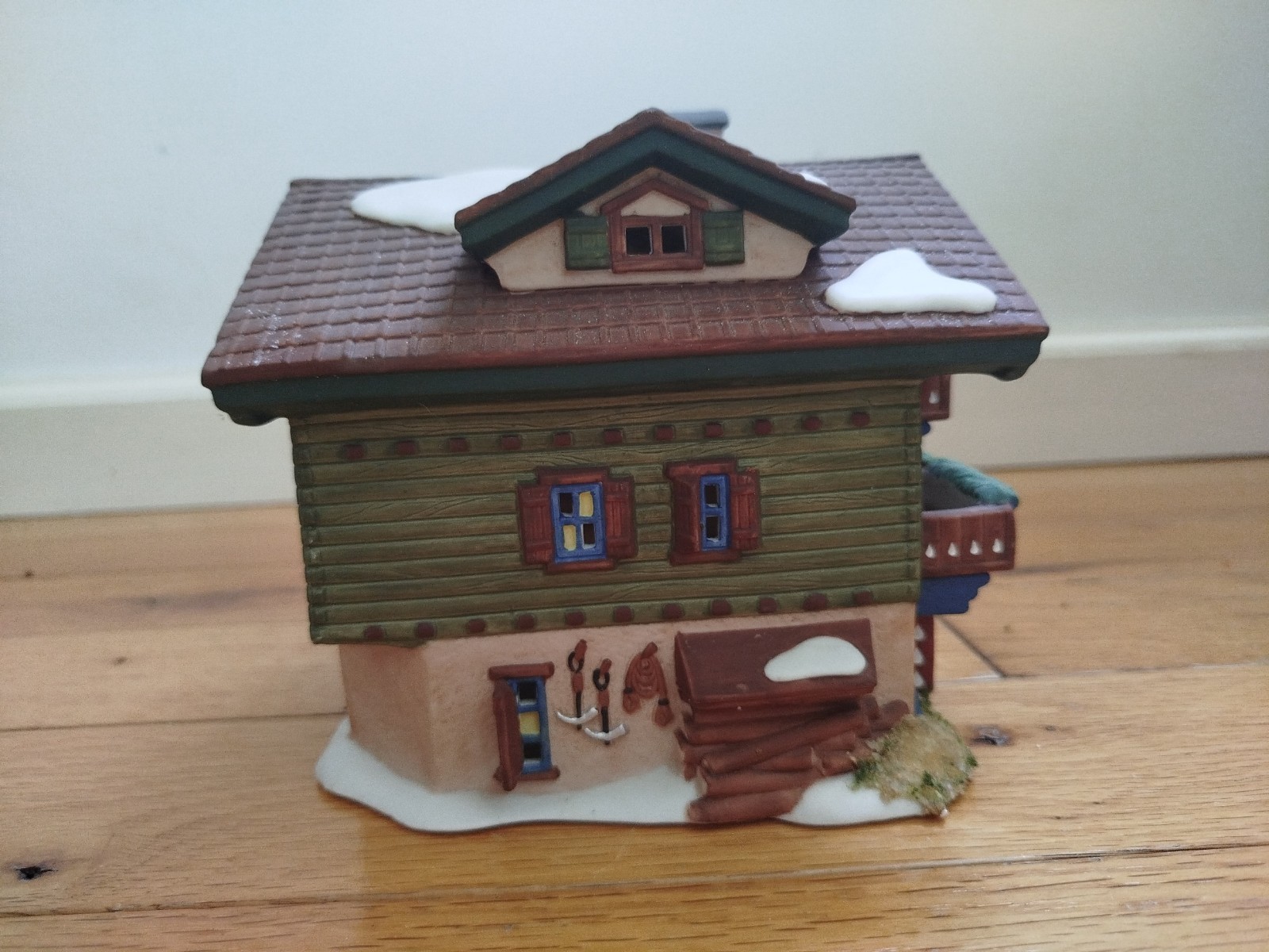 Dept 56 Alpine Village Christmas Sport Laden Heritage Series Department 56120
