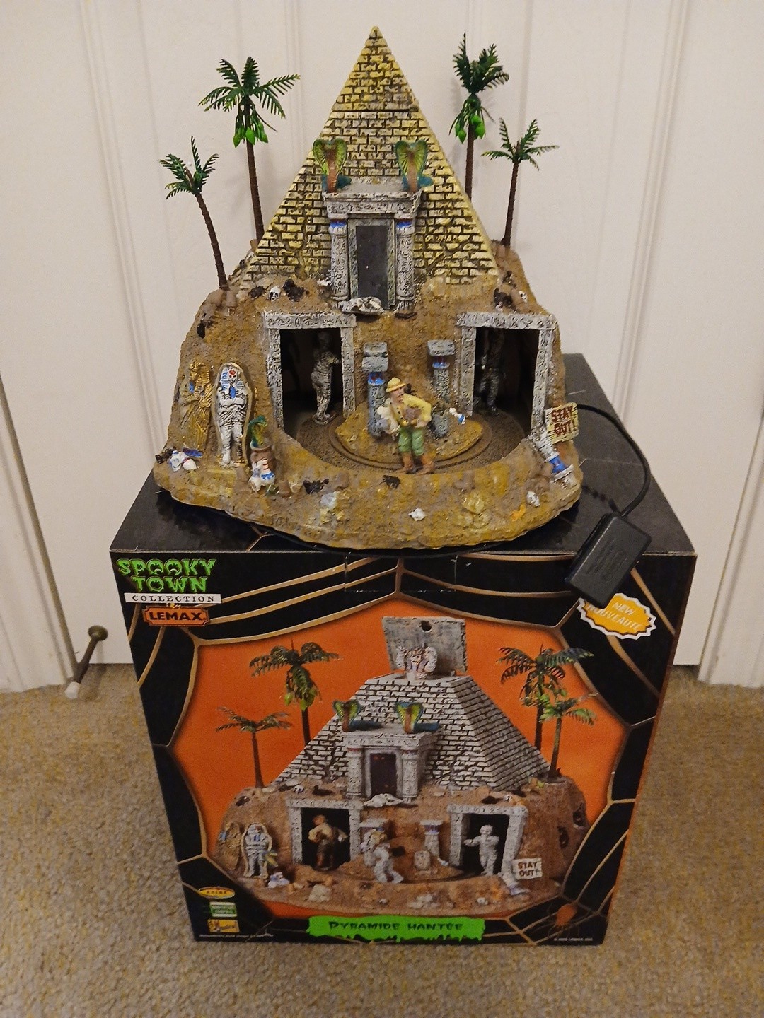 2008 Lemax Spooky Town Haunted Pyramid 84770 For Parts AS IS