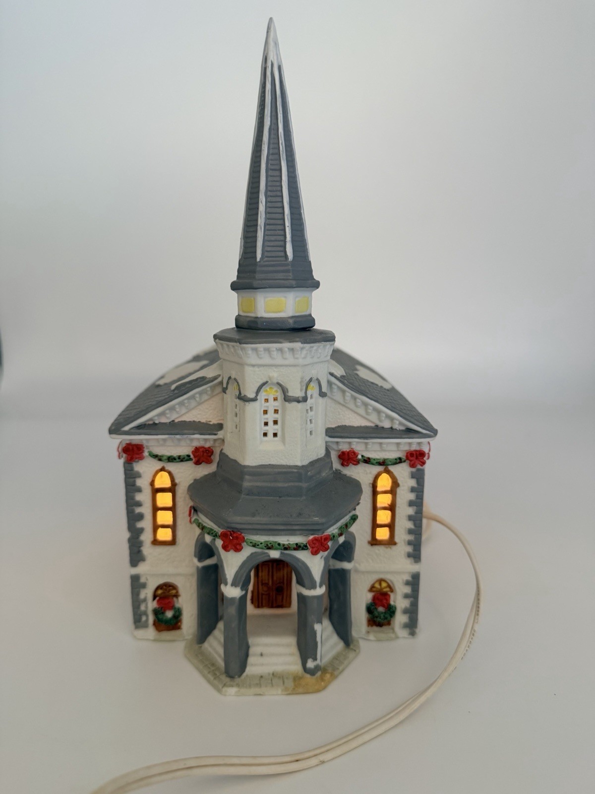 Vintage 1993 Lemax Porcelain Dickensvale Lighted House Church Village Christmas