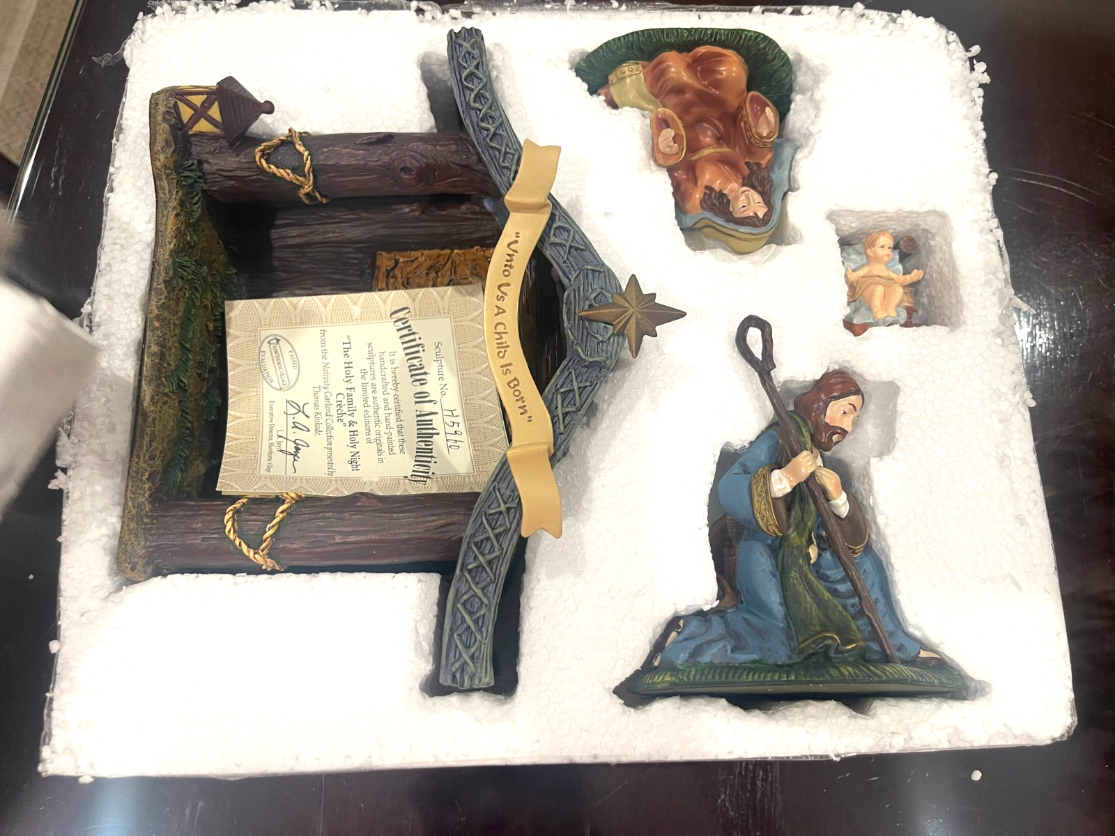 Thomas Kinkade The Holy Family & Holy Night Creche, Nativity Garland Hawthorne