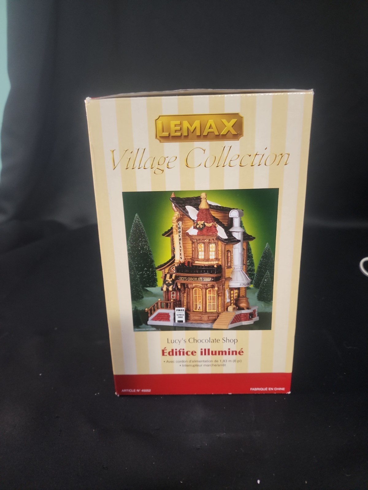 Lemax 2004 Lucy’s Chocolate Shop Porcelain 45052 Caddington Village House