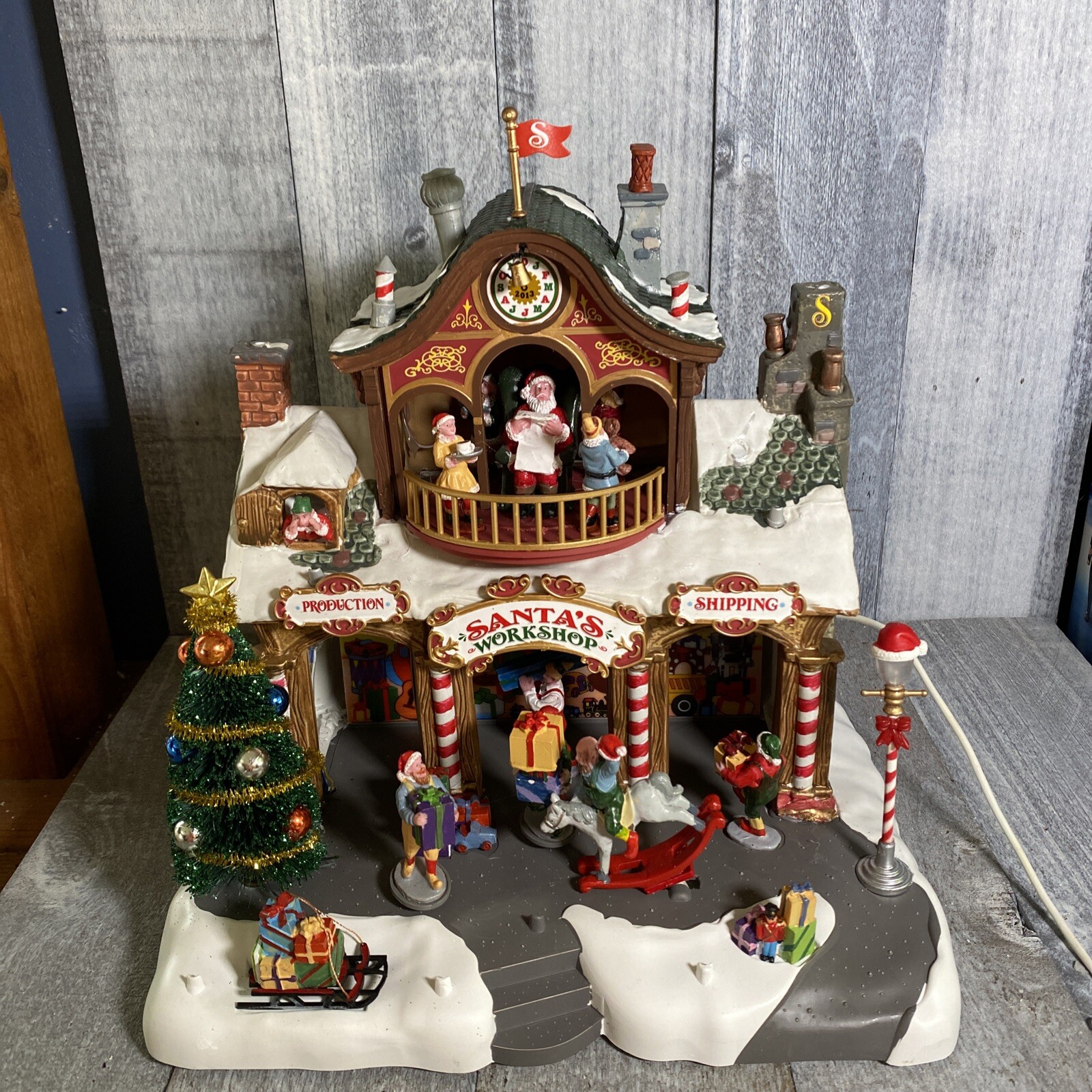 Lemax Christmas SANTA’S WORKSHOP #35558 NRFB Sights & Sounds Wonderland Village