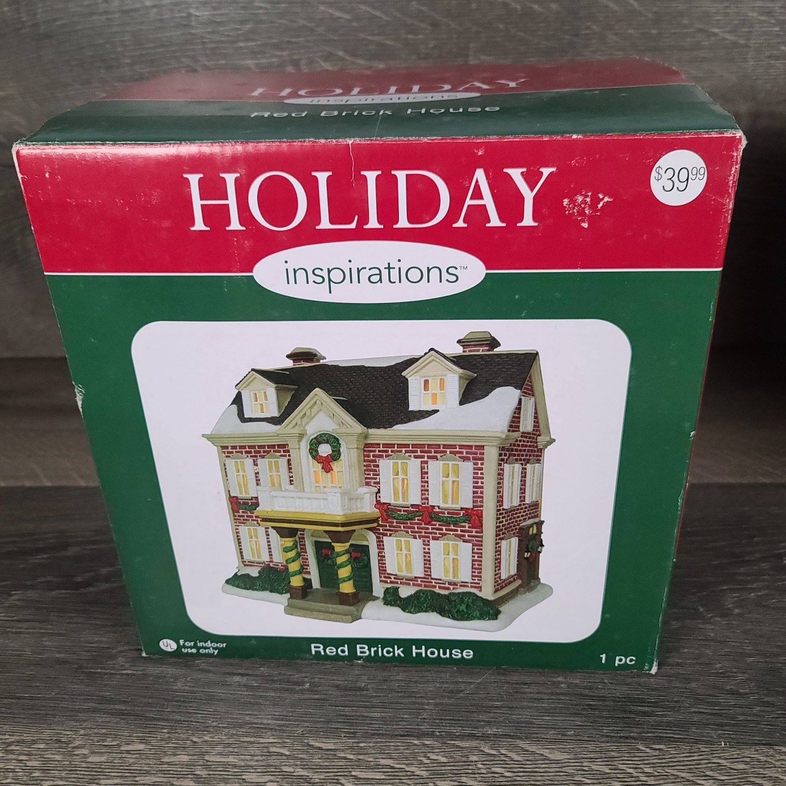 Holiday Inspirations Towne Series Lighted Red Brick House
