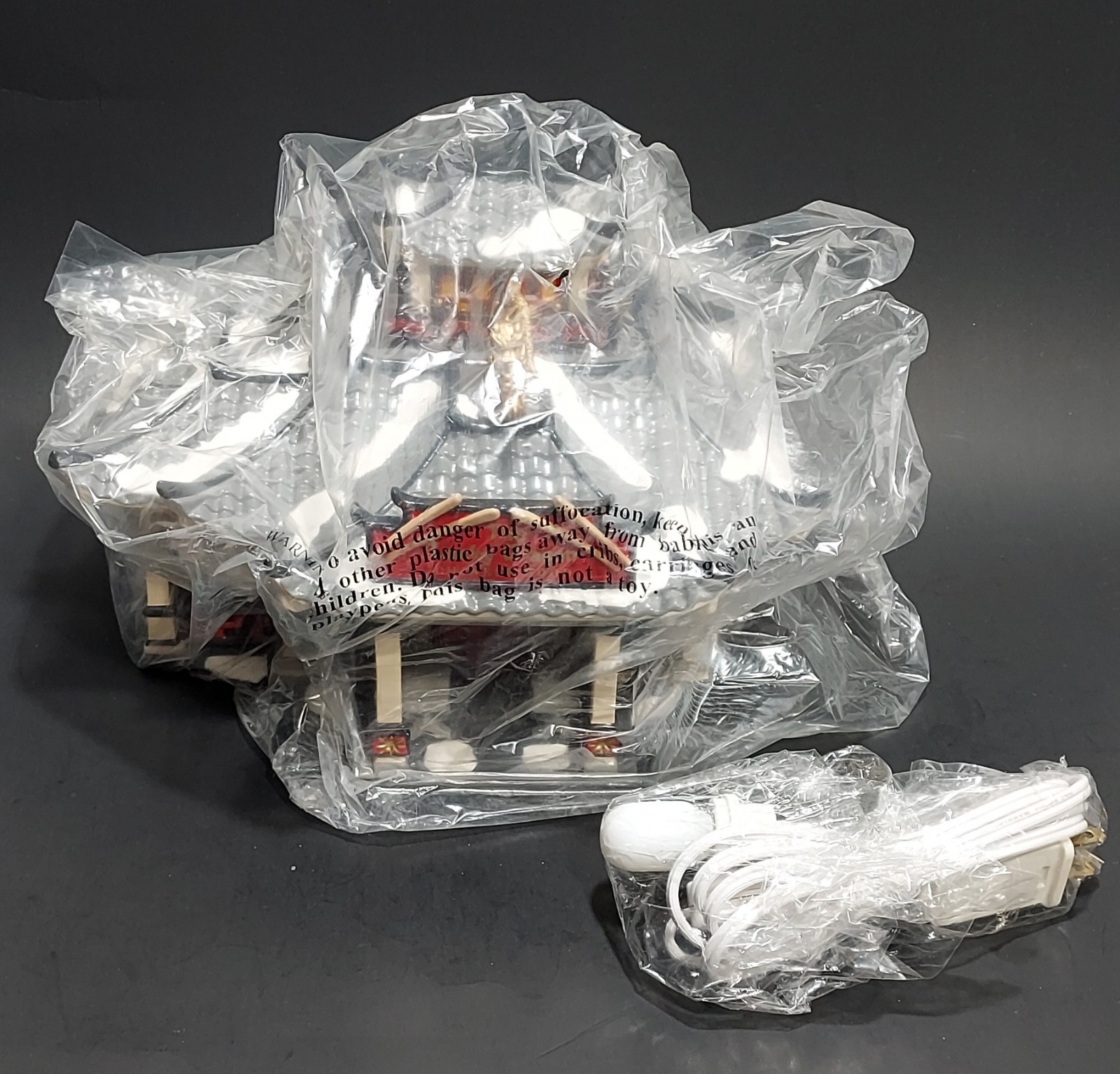 Dept 56 Snow Village Lucky Dragon Restaurant – Excellent Condition