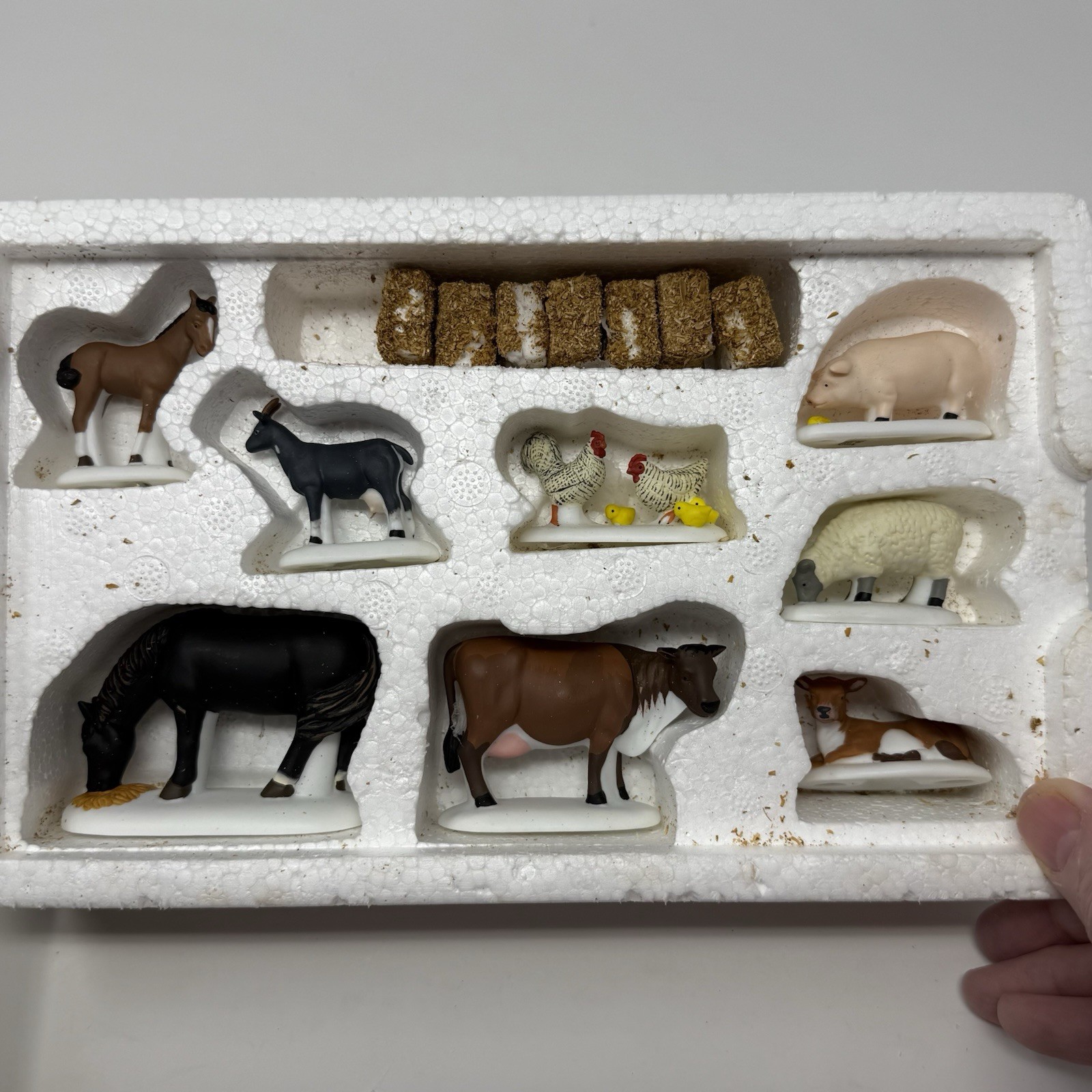 Department 56 New England Village Series Farm Animals Set Of 8 With 8 Hay Bales