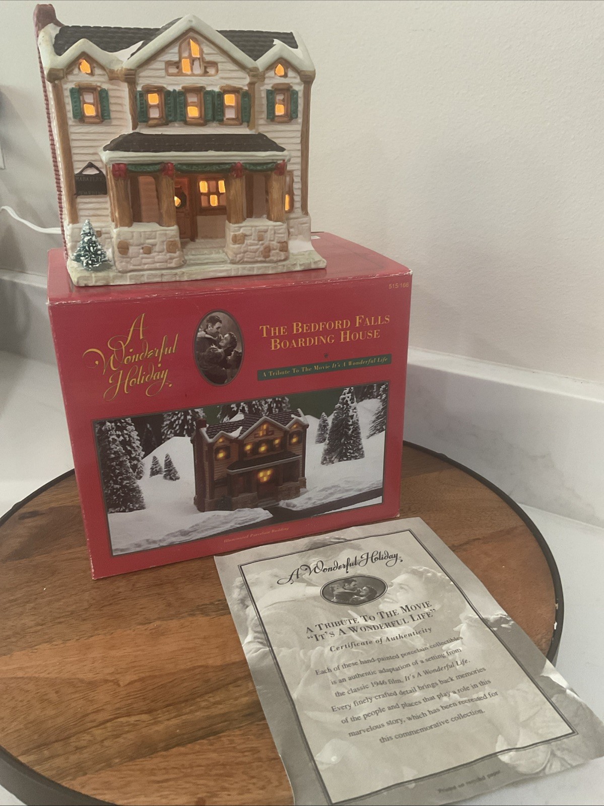 It’s a Wonderful Life Bedford Falls Boarding House 1995 DHC Holiday Decor w/Box