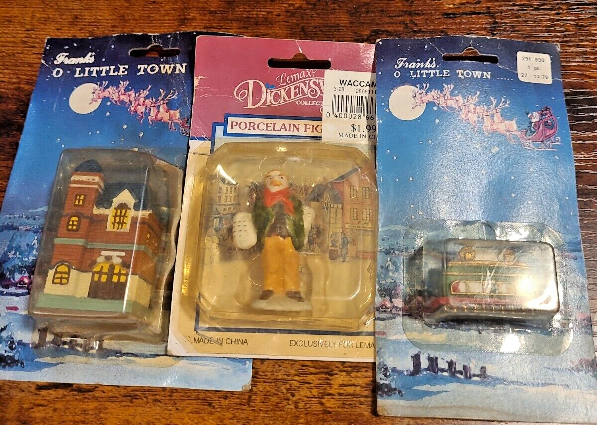 Christmas Winter Dickensvale Collectibles Porcelain Man Frank’s O Little Town